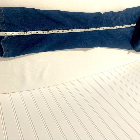 Seven7 Slim Boot Cut Sz 10 Women’s Jeans Rhinestones on Back Pockets - Picture 12 of 12